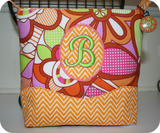 Kiss & Make-Up Cosmetic Bag